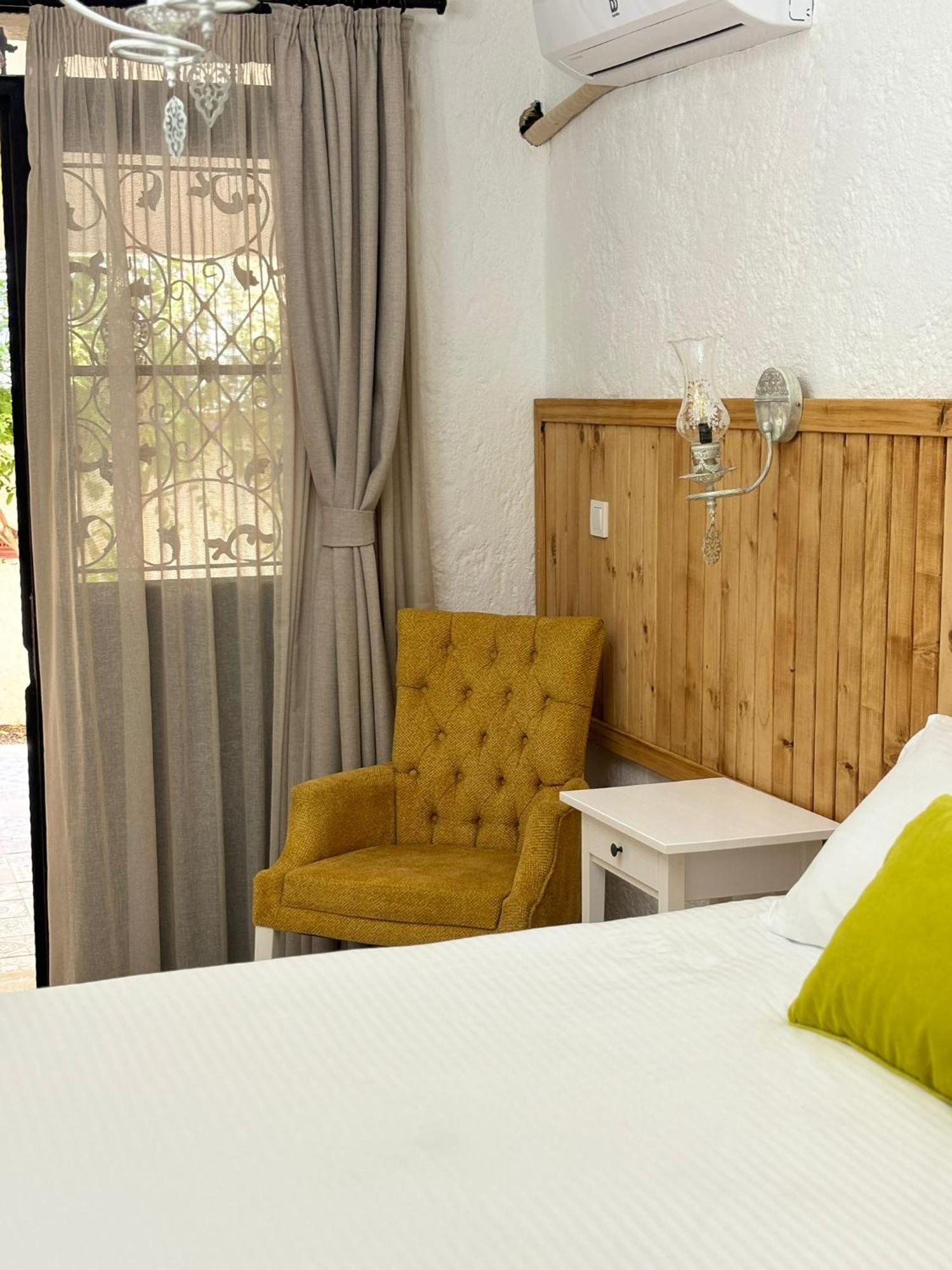 Alacati Albatross Hotel Exteriör bild